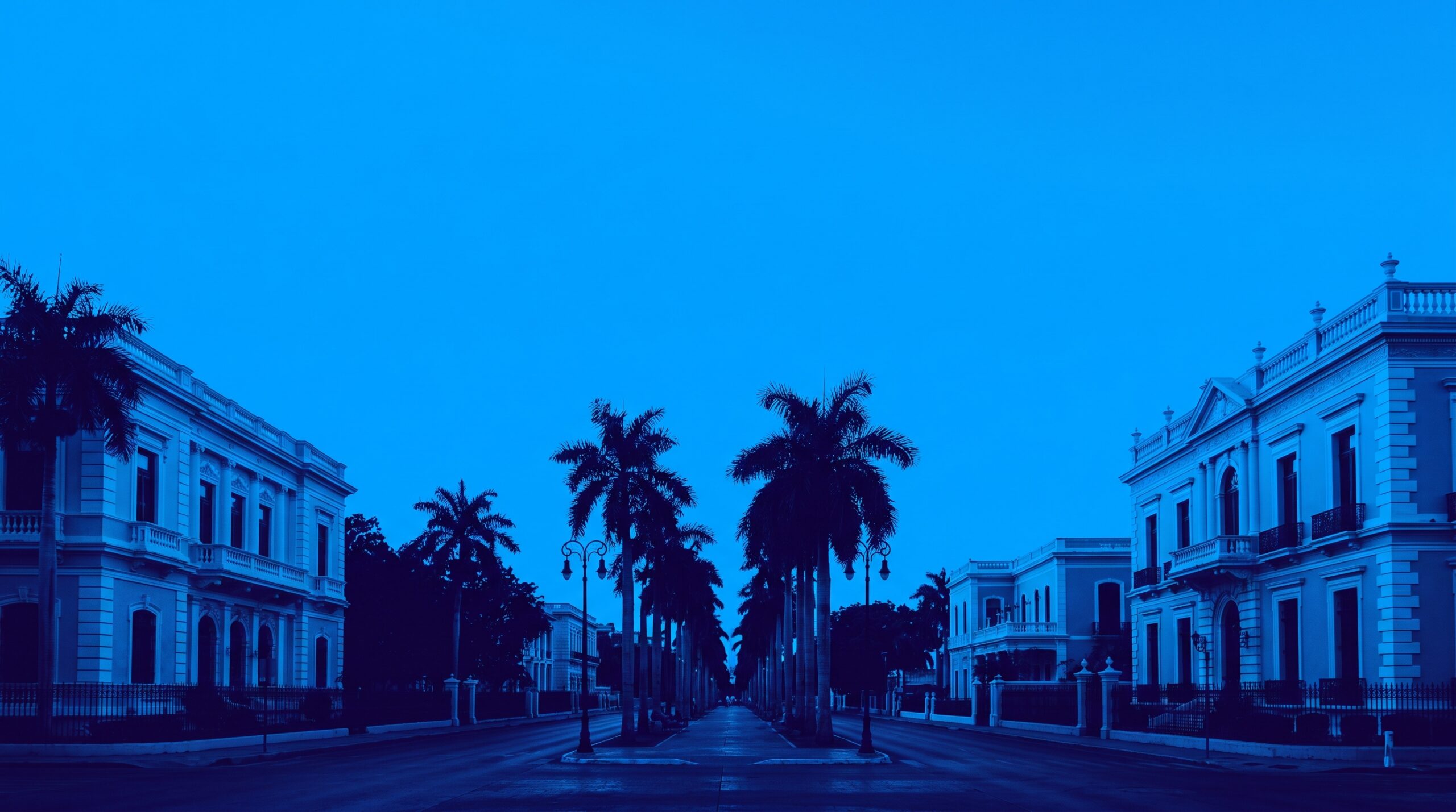 Paseo de Montejo en duotono — cobertura de la red 0G en Mérida